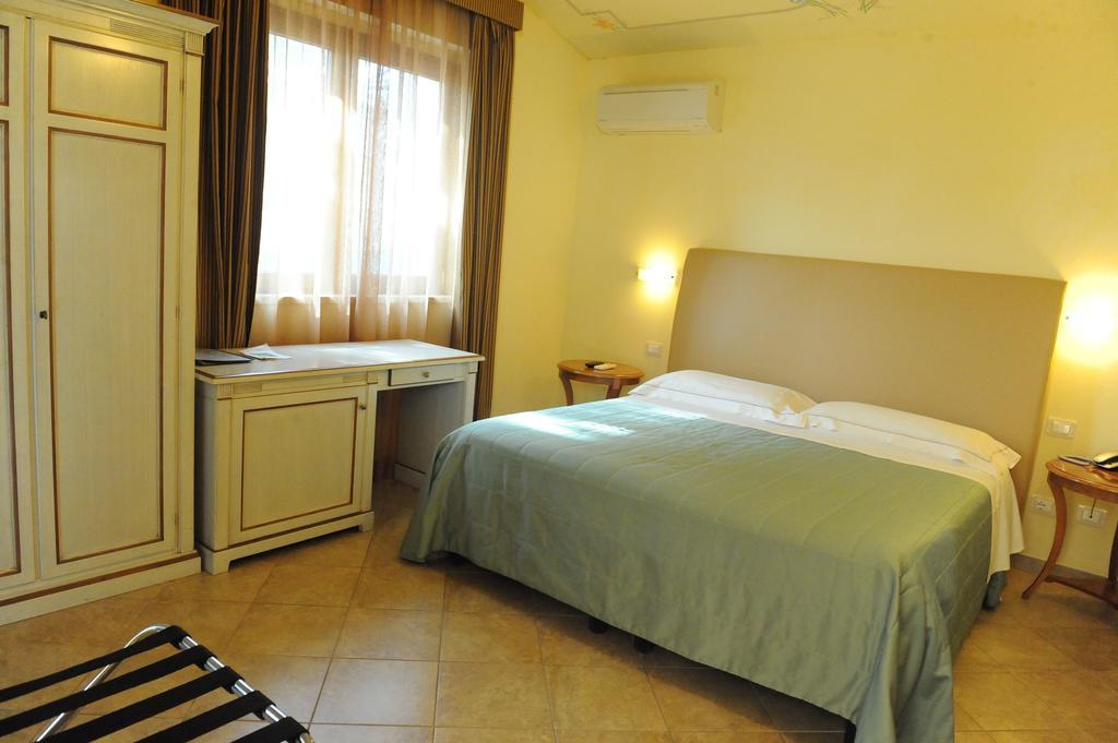 Hotel Saturno Fontepura Saturnia Cameră foto