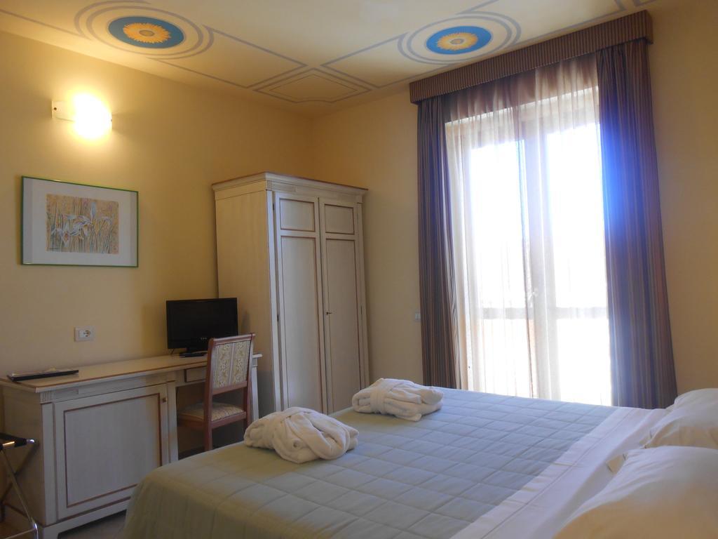 Hotel Saturno Fontepura Saturnia Exterior foto